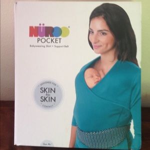 NuRoo Pocket Skin To Skin Babywearing Shirt